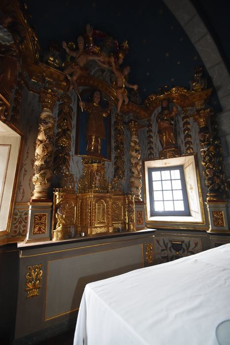 retable du maître-autel, statues : Saint Vincent, Saint Pierre et Saint Paul