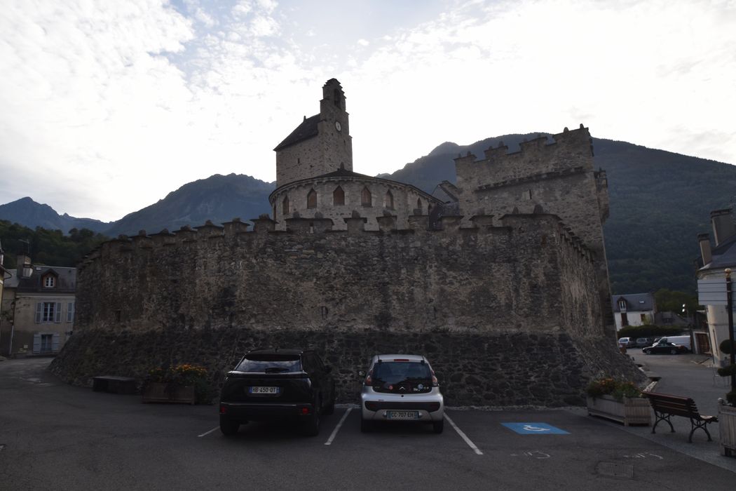 mur d’enceinte, élévation est