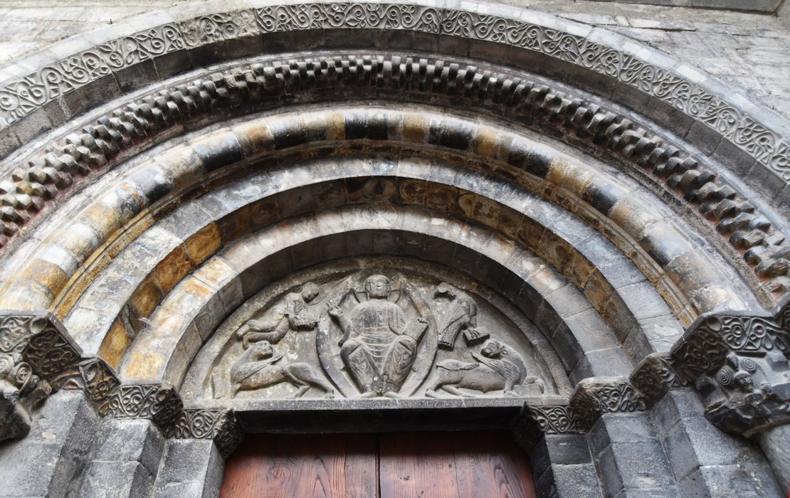 portail d’accès nord, détail du tympan