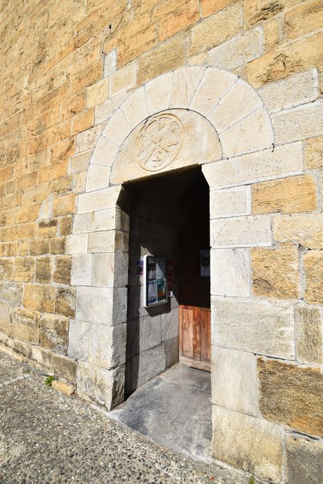 transept sud, porte d’accès