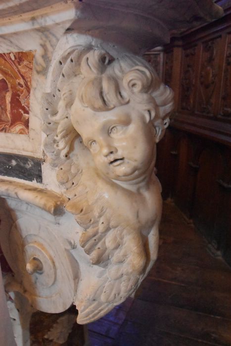 autel (ancien maître-autel) de l’absidiole nord, détail