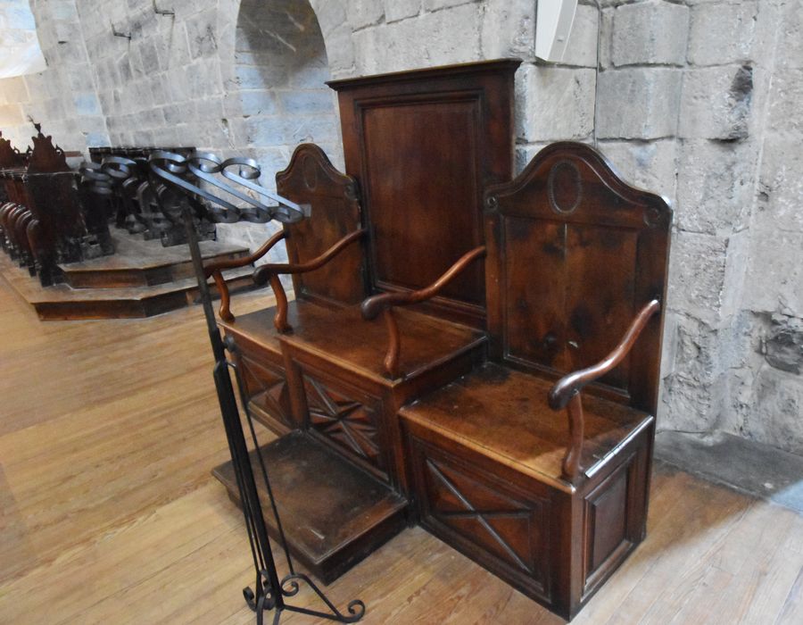 sièges de célébrants