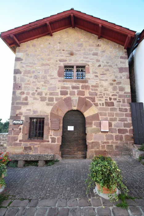 façade sud-est sur rue