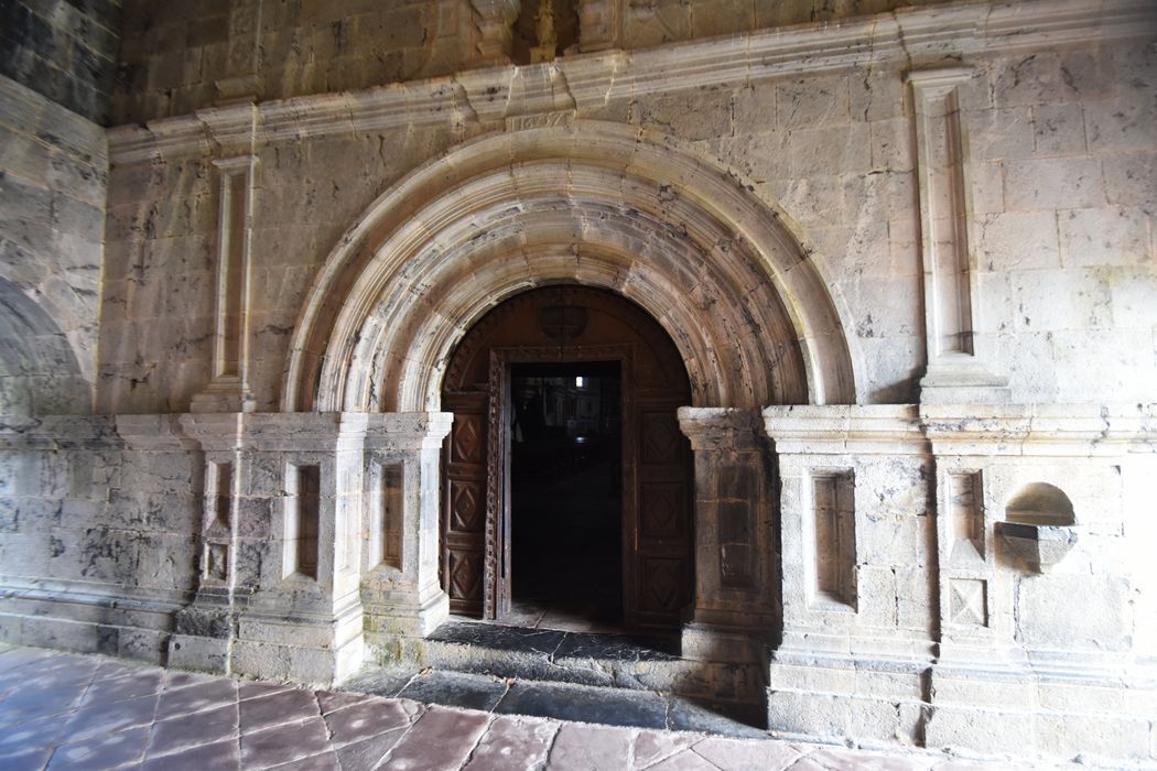 portail d’accès ouest