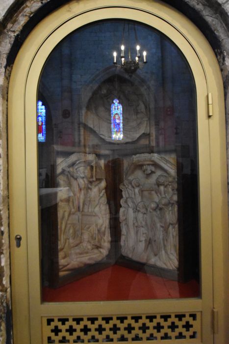 bas-reliefs : Résurrection, Ascension du Christ