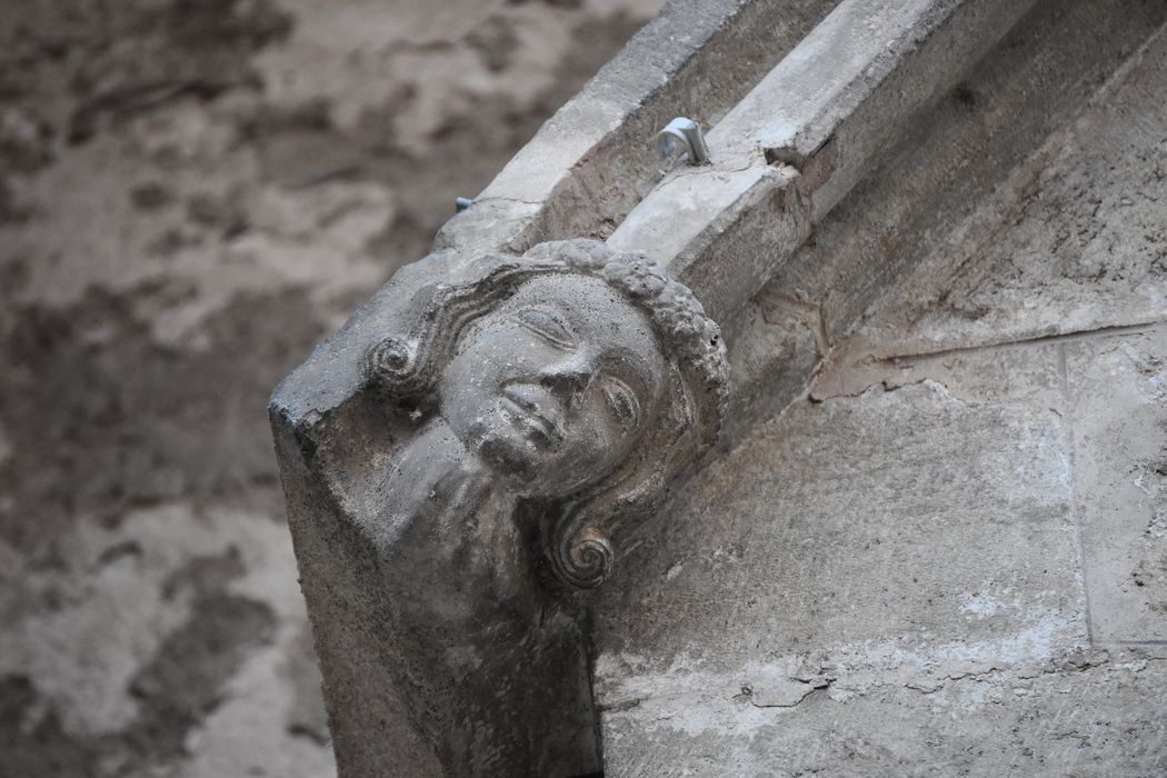 portail d’accès nord, détail