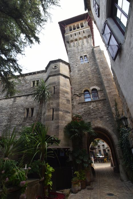 façade ouest, vue partielle