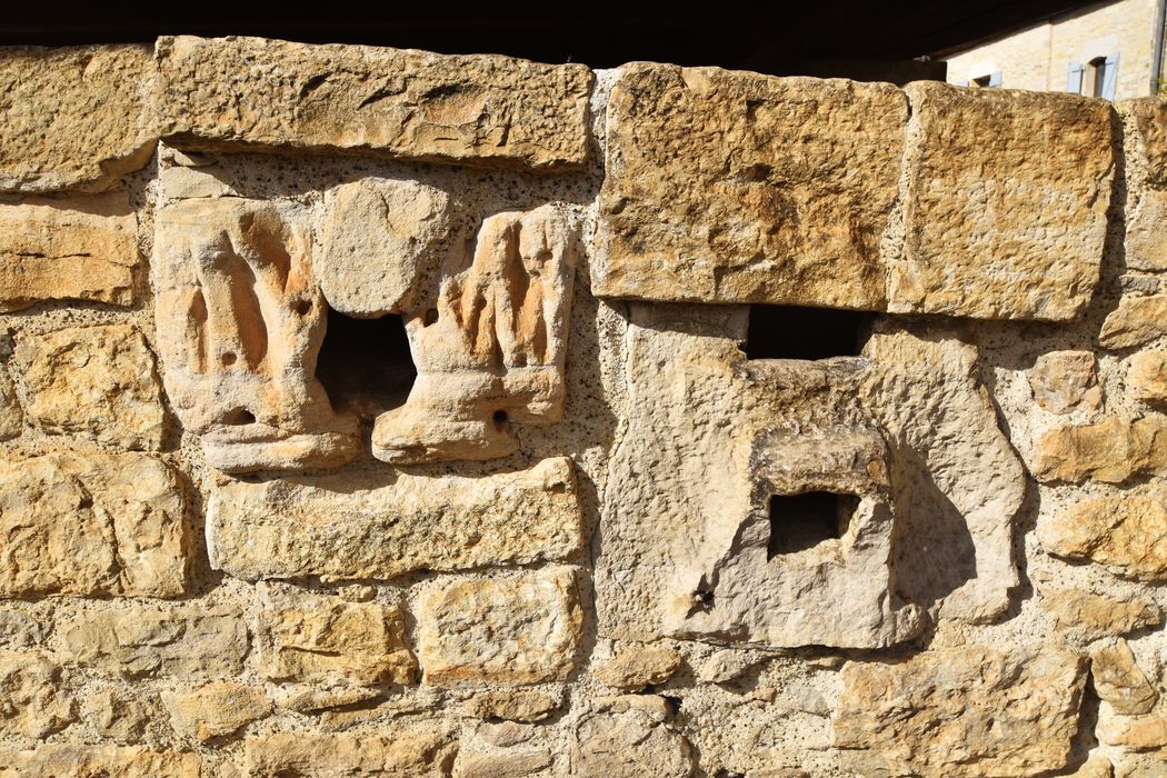 façade sud-ouest, détail des mesures