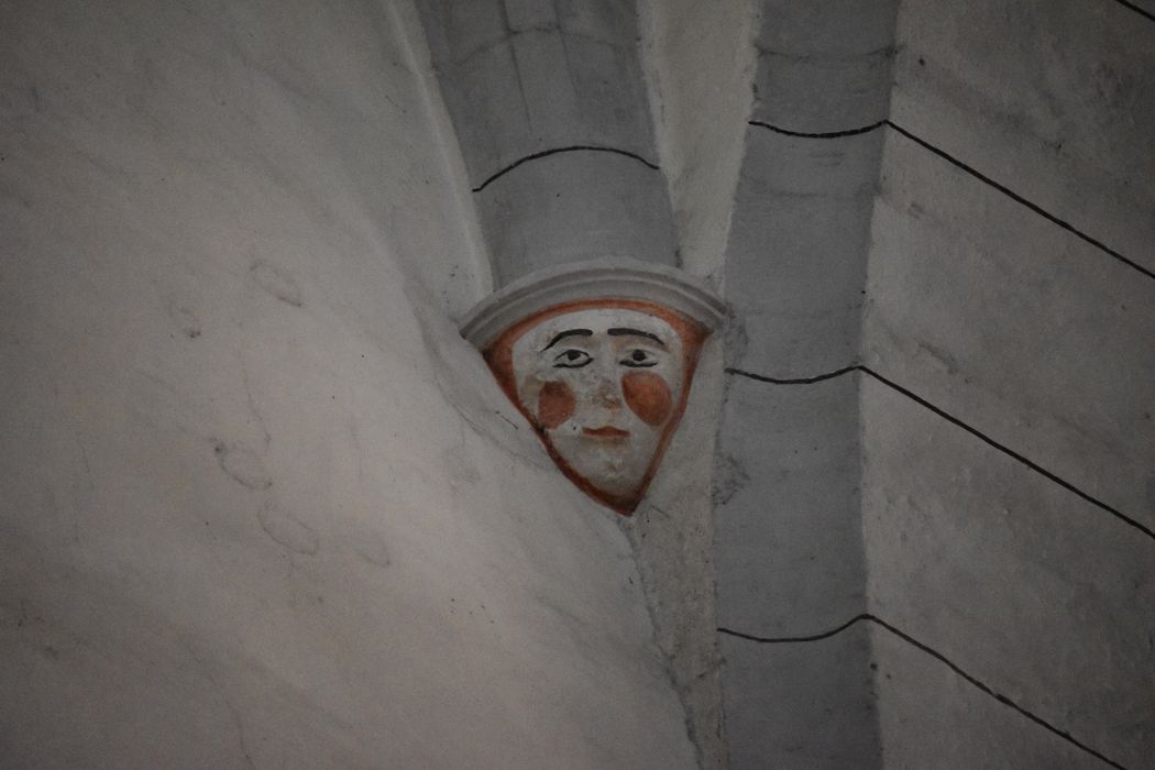 nef, détail d’une console