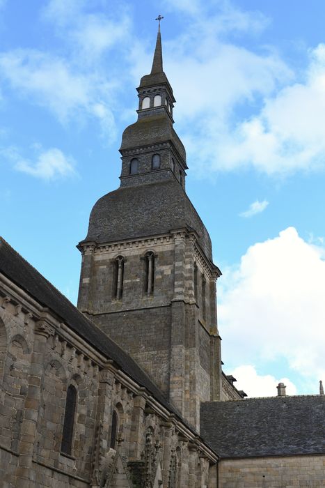 Eglise Saint-Sauveur