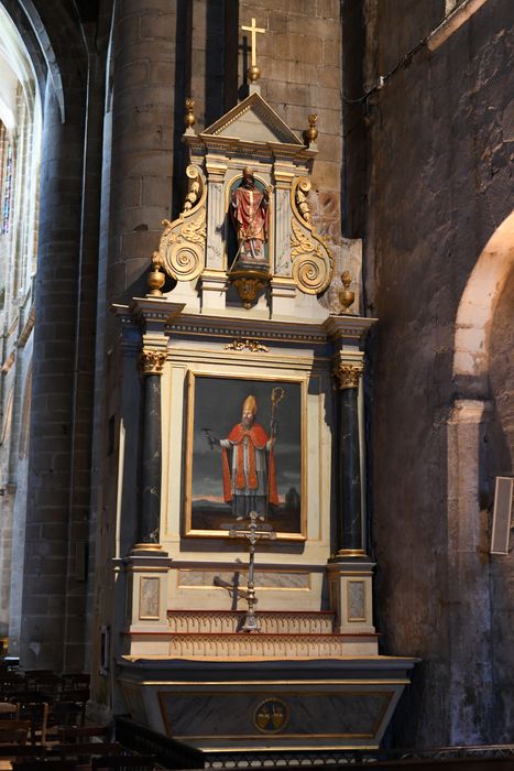 autel, retable, tableau de saint Éloi : saint Éloi en évêque