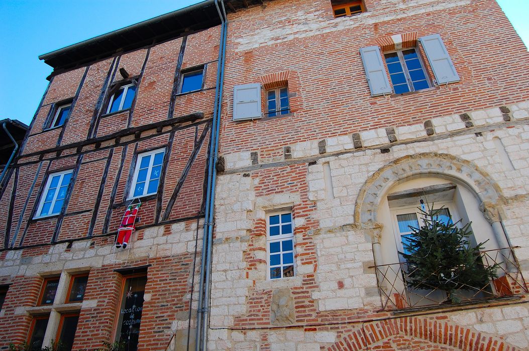 façade sur la rue Saint-Étienne
