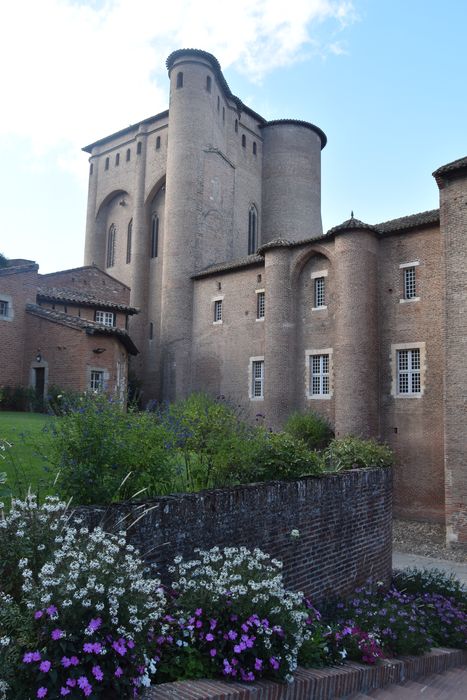 tour Sainte-Catherine, élévations sud et est
