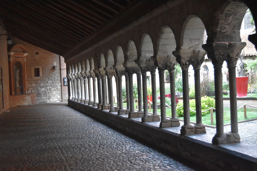 cloître, galerie sud