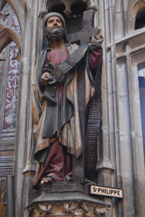 statue : Saint personnage