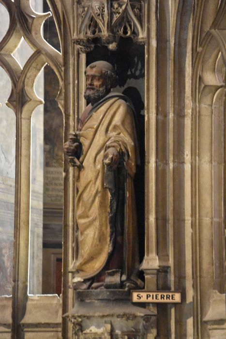 statue : Saint personnage