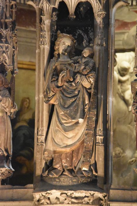 statue : Vierge à l’Enfant