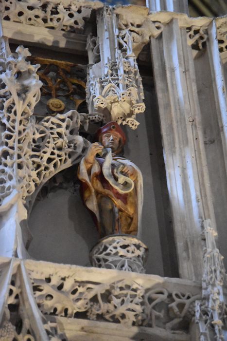 statue : Saint personnage