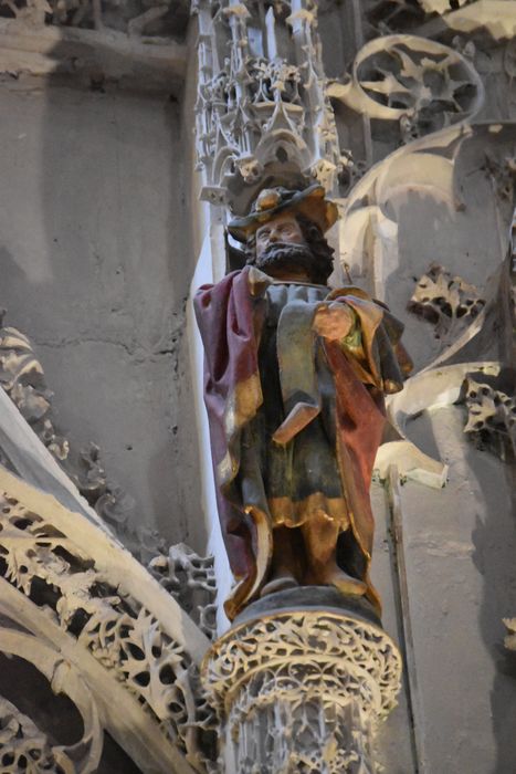 statue : Saint personnage