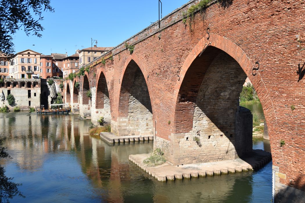vue générale du pont depuis la rive sud en aval