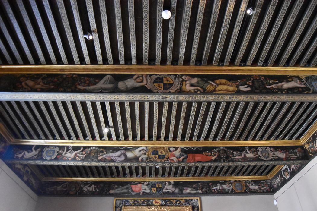 plafond peint restauré du grand salon