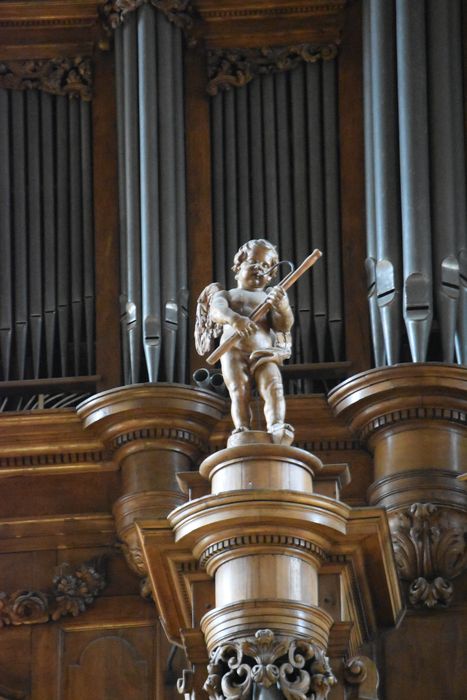 orgue de tribune, détail du buffet