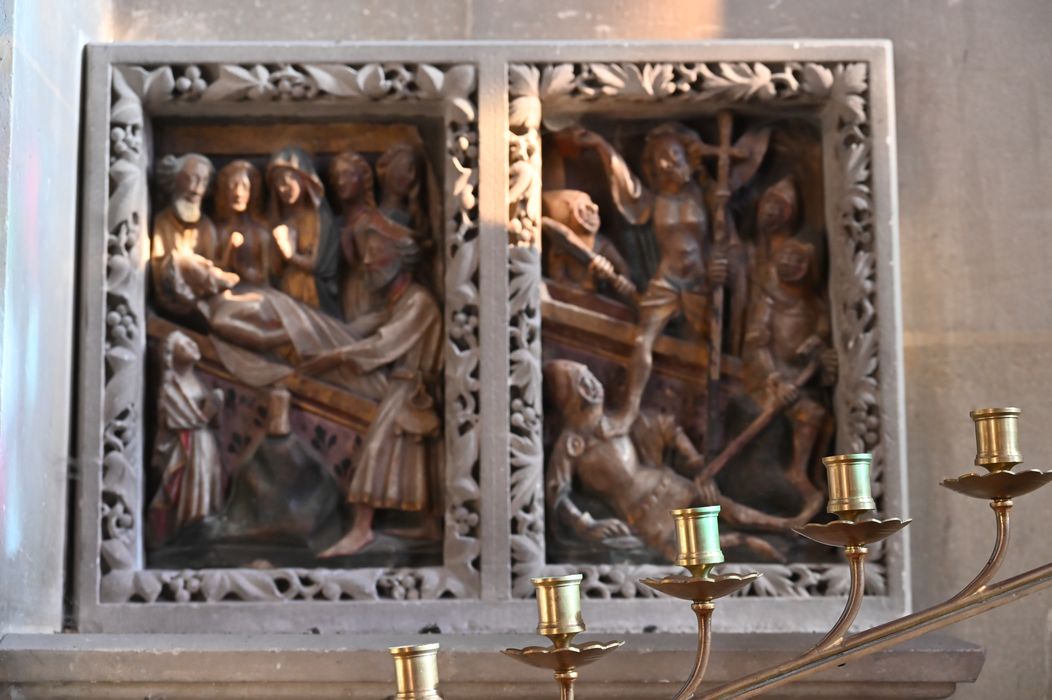 hauts-reliefs : Mise au tombeau, Résurrection