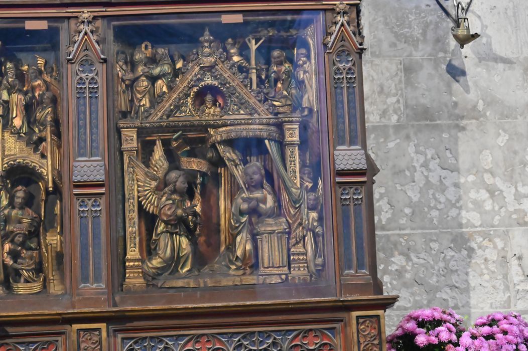 haut-relief : Annonciation