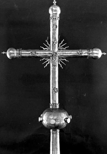 Croix processionnelle en cuivre doré sur âme de bois (revers)