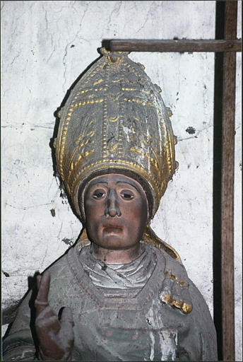 statue : saint évêque, vue rapprochée - © Ministère de la Culture (France), Médiathèque du patrimoine et de la photographie (objets mobiliers), tous droits réservés