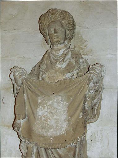 statue : sainte Véronique, vue rapprochée - © Ministère de la Culture (France), Médiathèque du patrimoine et de la photographie (objets mobiliers), tous droits réservés