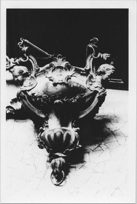 lampe de sanctuaire - © Ministère de la Culture (France), Médiathèque du patrimoine et de la photographie, diffusion RMN-GP