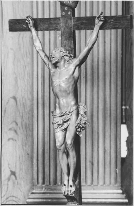 statue (crucifix) : Christ en croix - © Ministère de la Culture (France), Médiathèque du patrimoine et de la photographie, diffusion RMN-GP