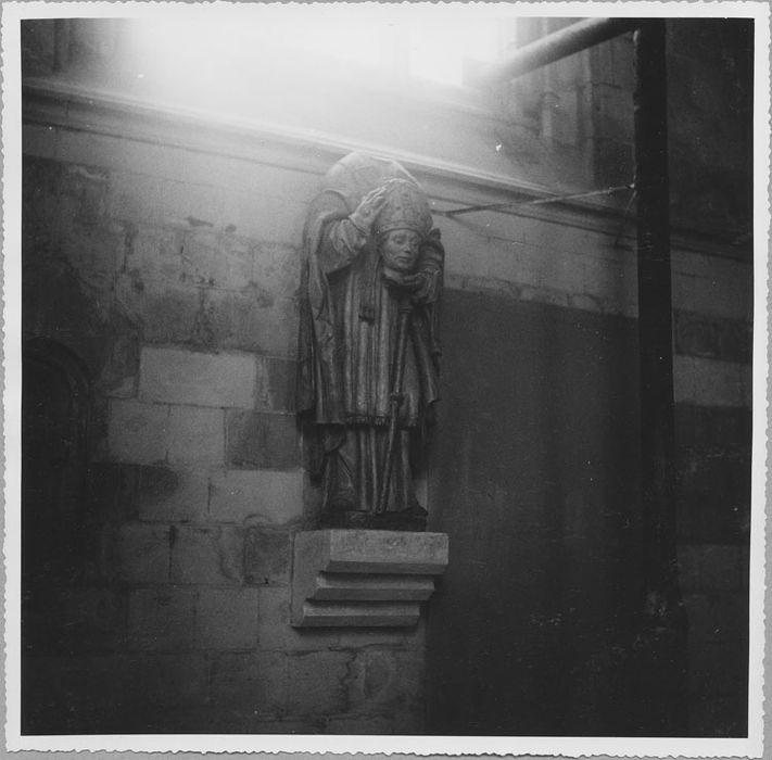 statue : Saint Denis - © Ministère de la Culture (France), Médiathèque du patrimoine et de la photographie, diffusion RMN-GP