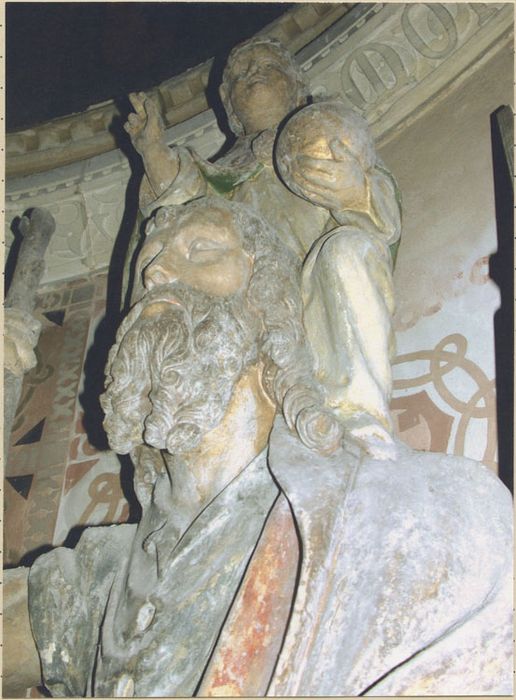 statue : saint Christophe, vue partielle