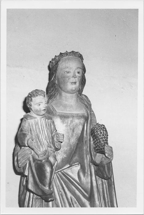 statue : Vierge à l'Enfant, vue partielle - © Ministère de la Culture (France), Médiathèque du patrimoine et de la photographie, diffusion RMN-GP