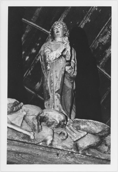 statue : Saint Jean (poutre de gloire)