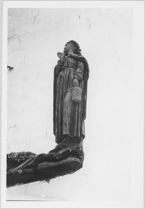 statue (poutre de gloire) : Saint Jean