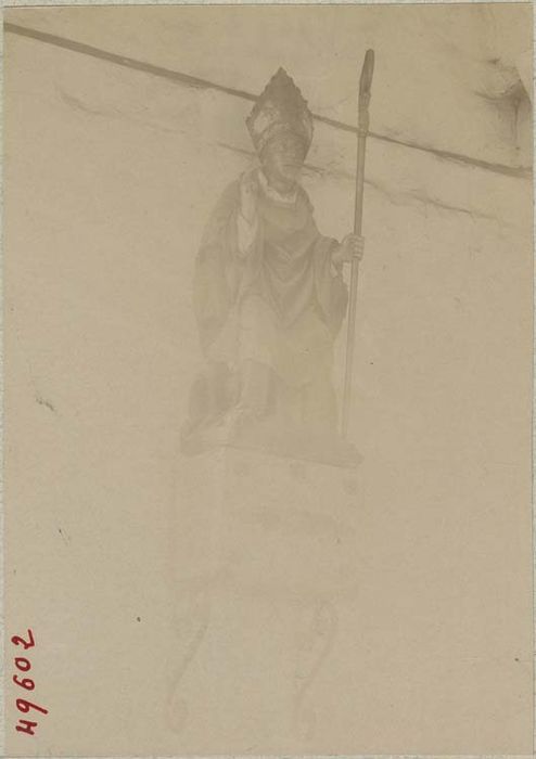 statue : Saint Vaast