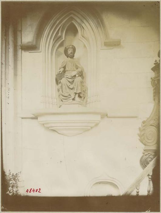 statue : Saint Jacques de Compostelle assis - © Ministère de la Culture (France), Médiathèque du patrimoine et de la photographie, diffusion GrandPalaisRmn Photo