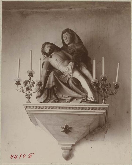 groupe sculpté : Vierge de Pitié - © Ministère de la Culture (France), Médiathèque du patrimoine et de la photographie, diffusion GrandPalaisRmn Photo