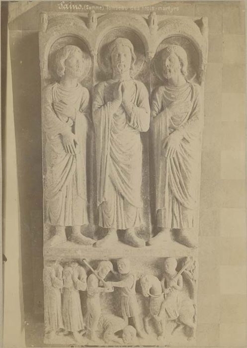 monument funéraire de saint Fuscien, de saint Victoric et de saint Gentien