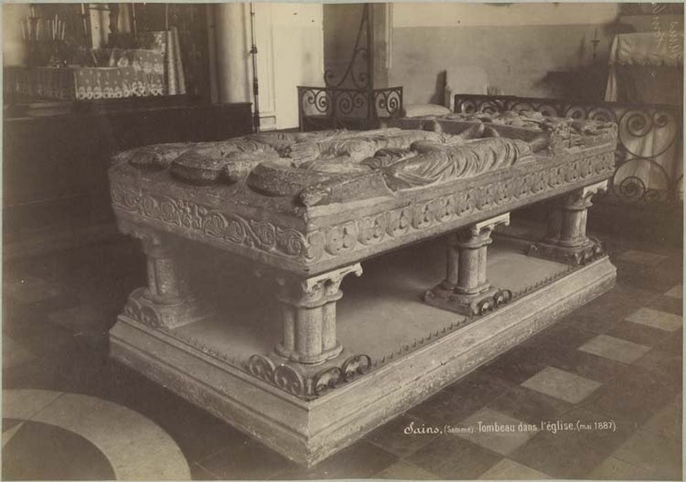 monument funéraire de saint Fuscien, de saint Victoric et de saint Gentien
