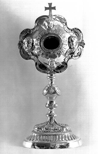 Monstrance-reliquaire en argent