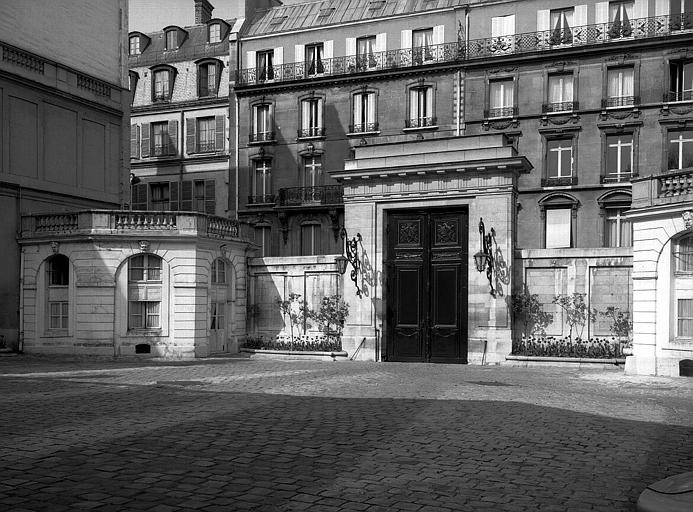 Revers de la façade sur la rue