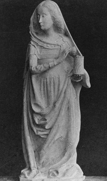 groupe sculpté : Mise au tombeau, détail de la statue de Sainte Madeleine (réduction au quart)