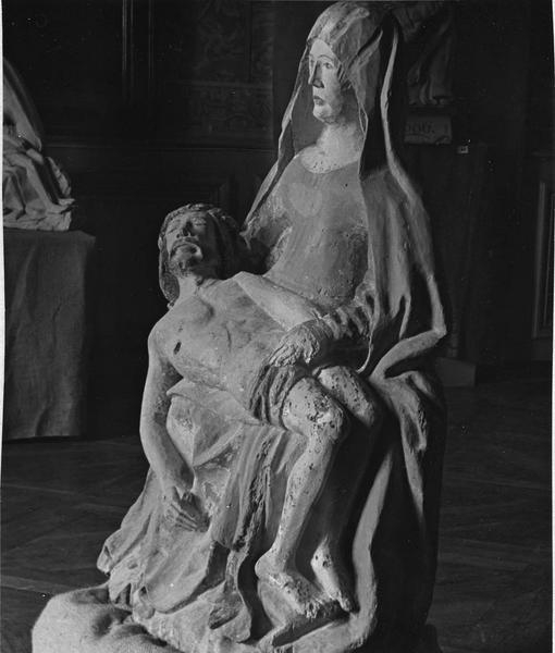 groupe sculpté : Vierge de Pitié