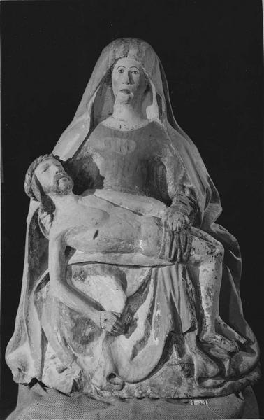 groupe sculpté : Vierge de Pitié