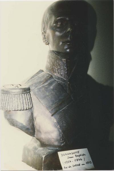 buste : Bernadotte, Maréchal de France, Prince de Pontecorvo, Roi de Suède et de Norvège - © Ministère de la Culture (France), Médiathèque du patrimoine et de la photographie (objets mobiliers), tous droits réservés