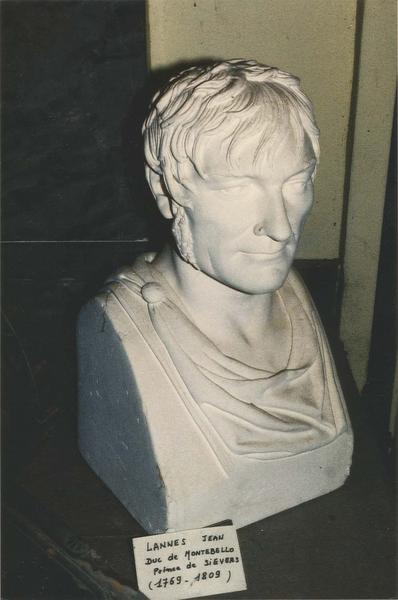 buste : Lannes, Duc de Montbello, prince de Sievrers - © Ministère de la Culture (France), Médiathèque du patrimoine et de la photographie (objets mobiliers), tous droits réservés